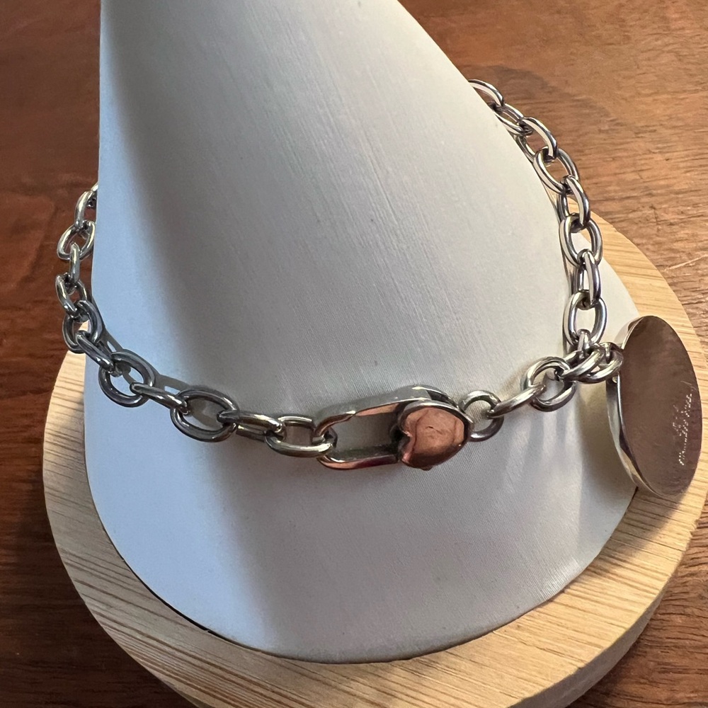 Stainless Steel L Initial Charm Bracelet - Picture 3 of 4
